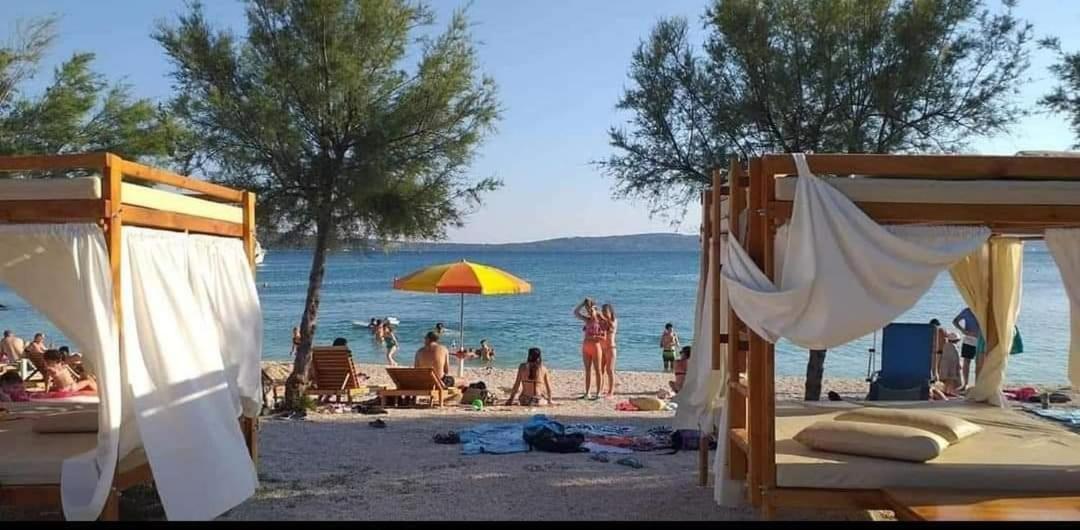Apartmani Luis Kastela Bagian luar foto