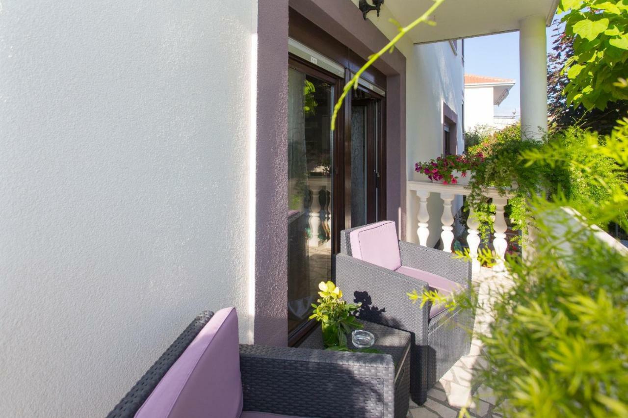 Apartmani Luis Kastela Bagian luar foto