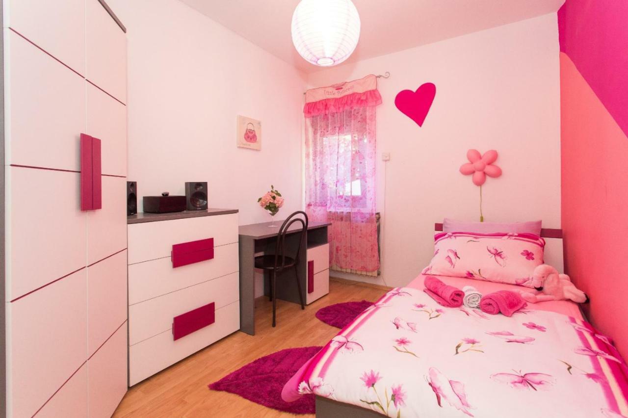Apartmani Luis Kastela Bagian luar foto