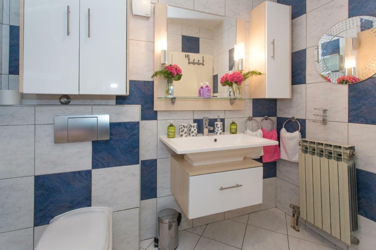 Apartmani Luis Kastela Bagian luar foto
